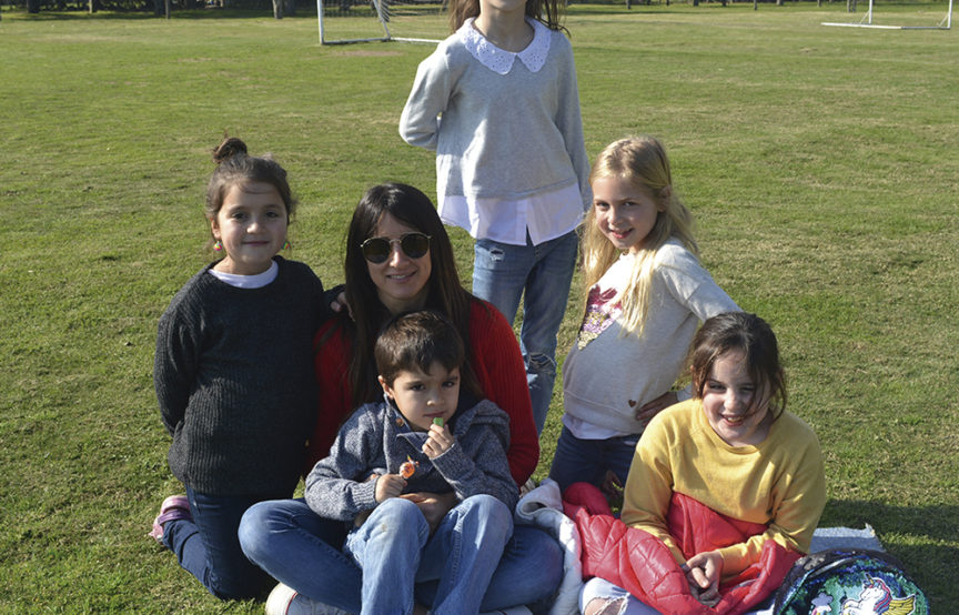 Chiara Di Donna, Agustina Lorenzo, Alexia Cardozo, Nika Woycik, Tomás Di Donna y Mila Cikato